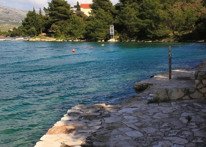 Sparadici 10015b Apartman *