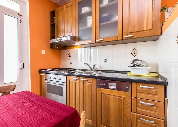 Apartman Sparadici 10015b *